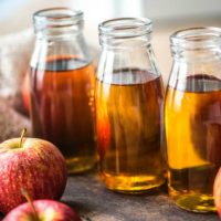 apple-cider-vinegar-health-benefits-696x464